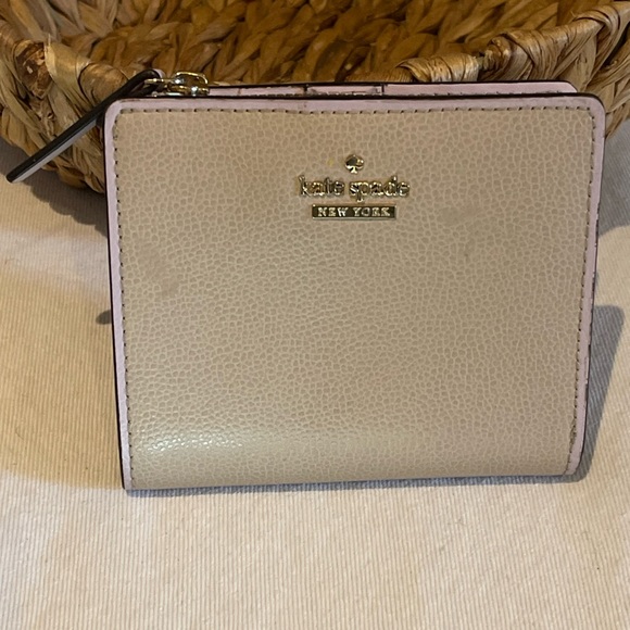 Kate Spade New York Wallet - Picture 1 of 14